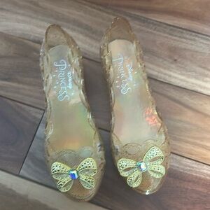 Disney princess LIGHT UP shoes. Size 13/1. From the Bibbidi Bobbidi Boutique.